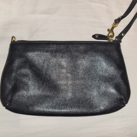 Coach wristlet - Picture 4 of 5